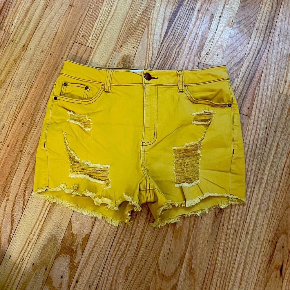 Tinseltown Jean Short